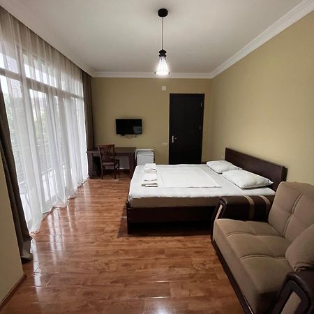 Guest House Madonna Kobuleti Dış mekan fotoğraf