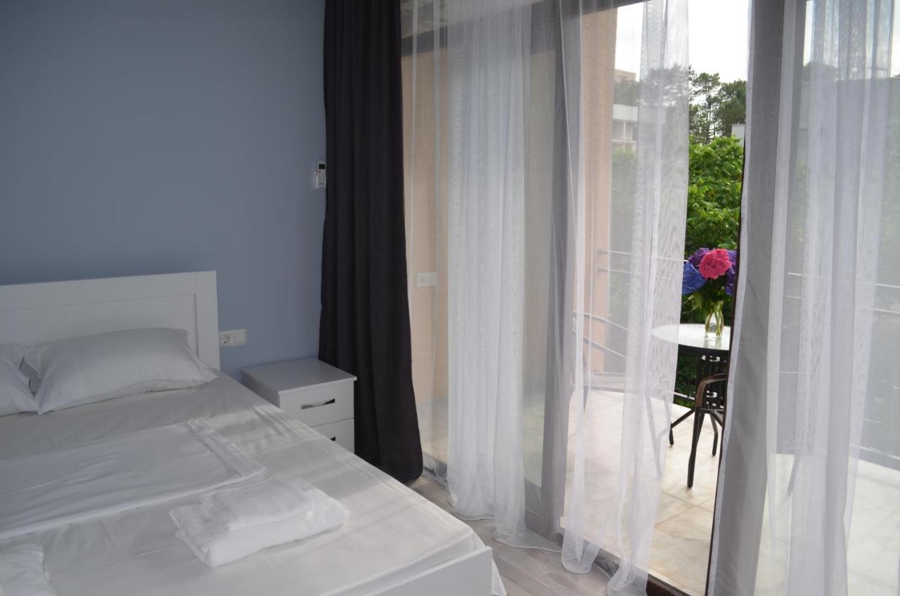 Guest House Madonna Kobuleti Dış mekan fotoğraf