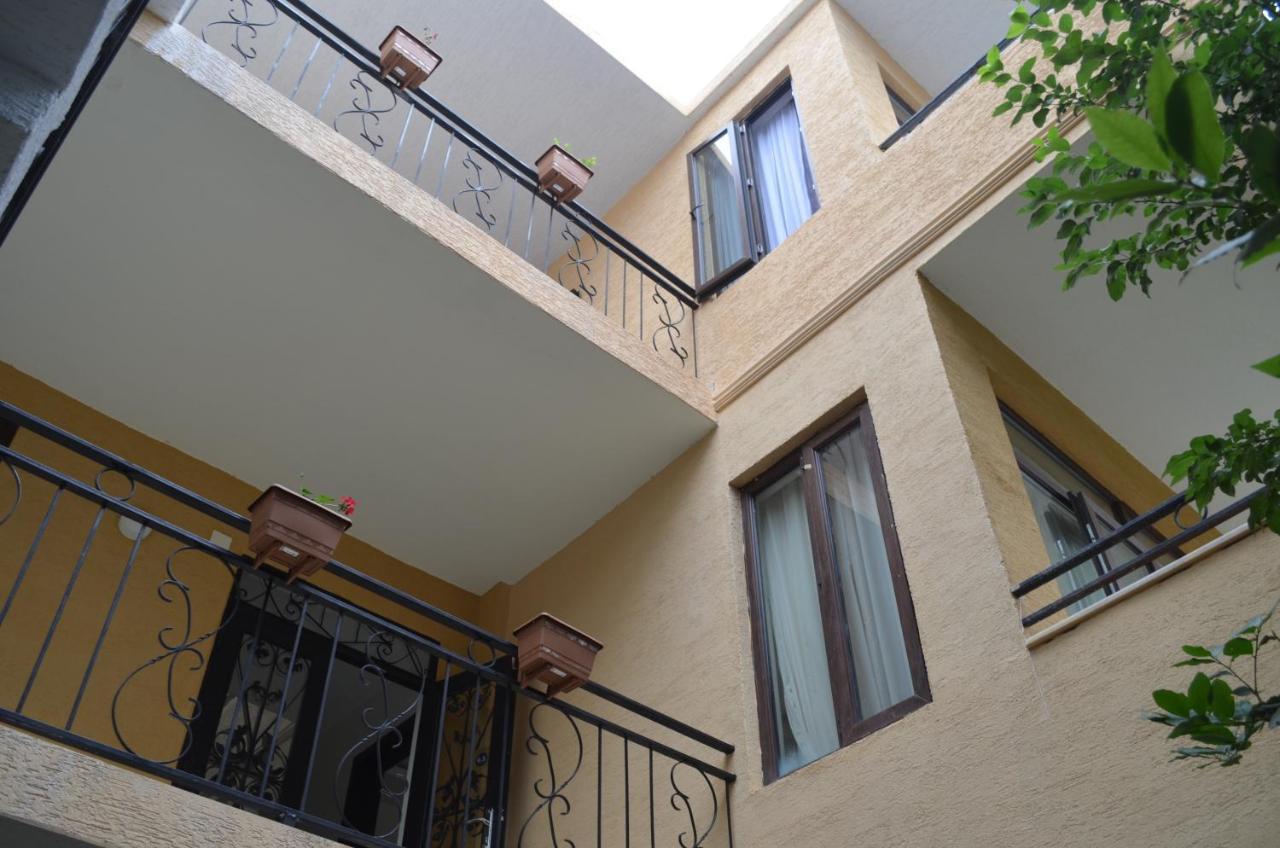 Guest House Madonna Kobuleti Dış mekan fotoğraf