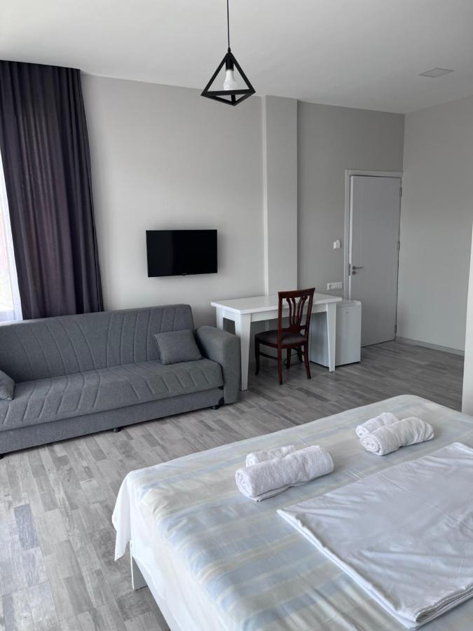 Guest House Madonna Kobuleti Dış mekan fotoğraf