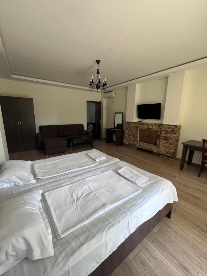 Guest House Madonna Kobuleti Dış mekan fotoğraf