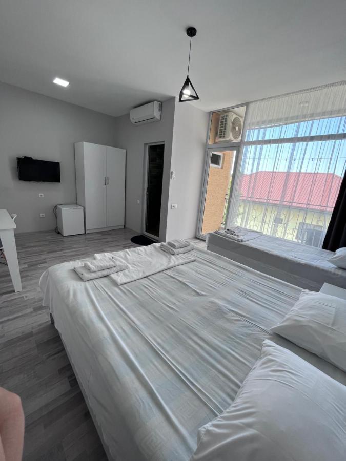 Guest House Madonna Kobuleti Dış mekan fotoğraf