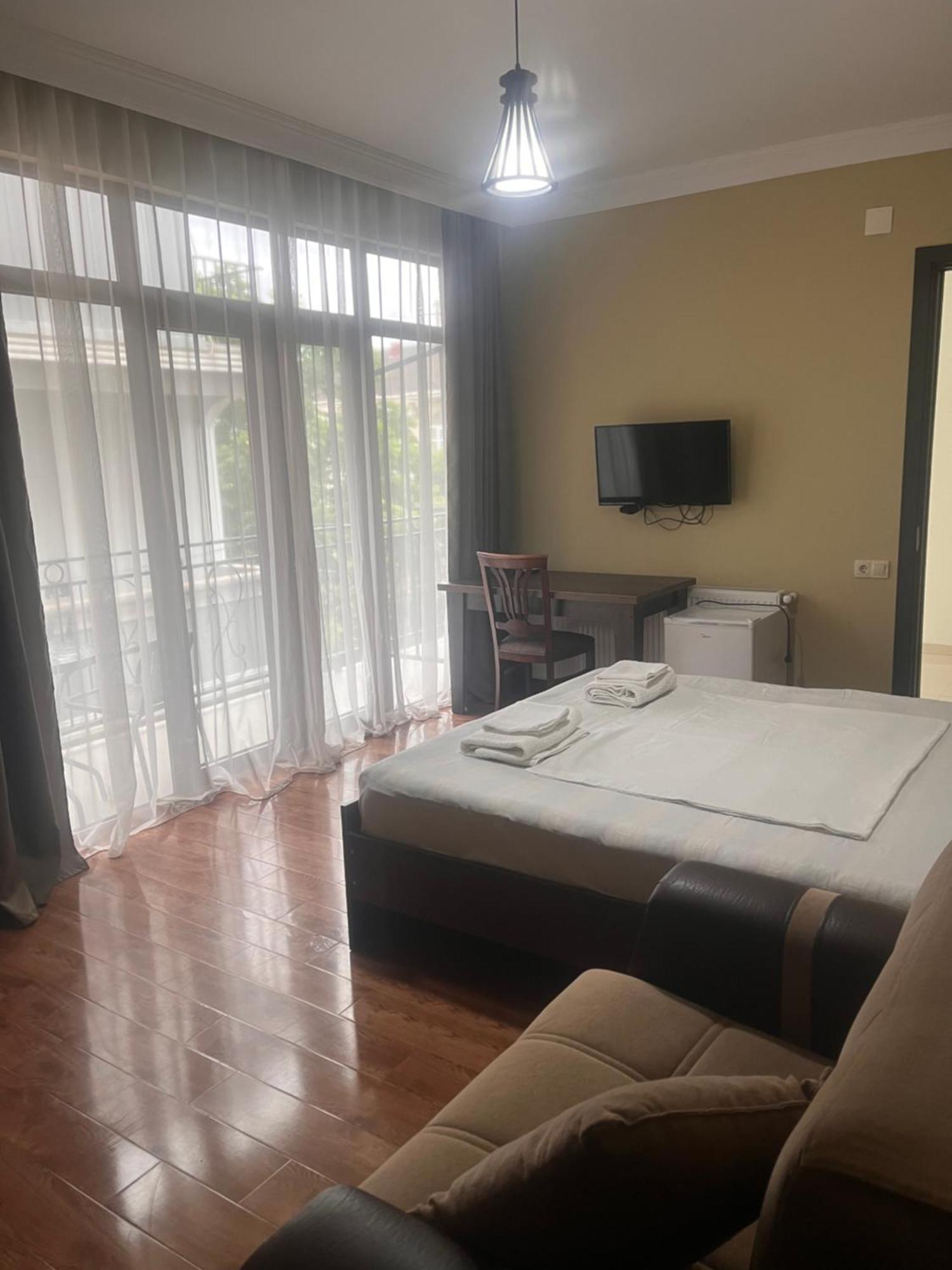 Guest House Madonna Kobuleti Dış mekan fotoğraf